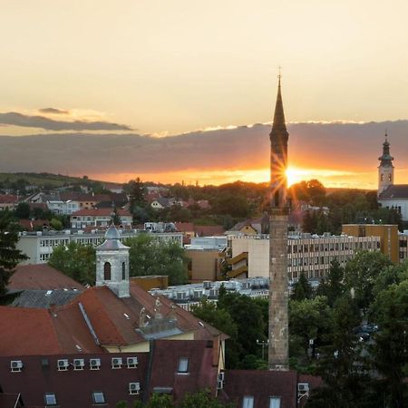Pr Apartman Eger Zewnętrze zdjęcie