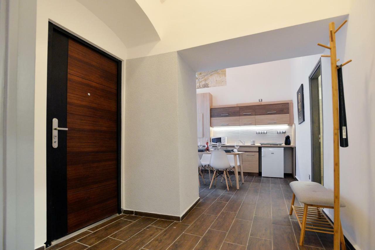 Pr Apartman Eger Zewnętrze zdjęcie