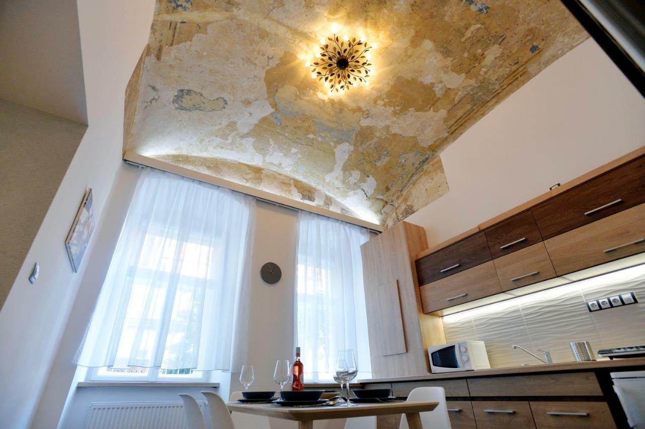 Pr Apartman Eger Zewnętrze zdjęcie