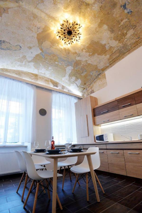 Pr Apartman Eger Zewnętrze zdjęcie
